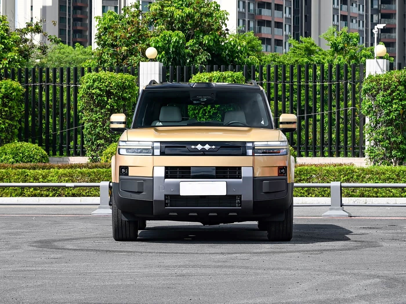 BYD FANG CHENG BAO Titanium 7 190KM 4WD Ultra Edition