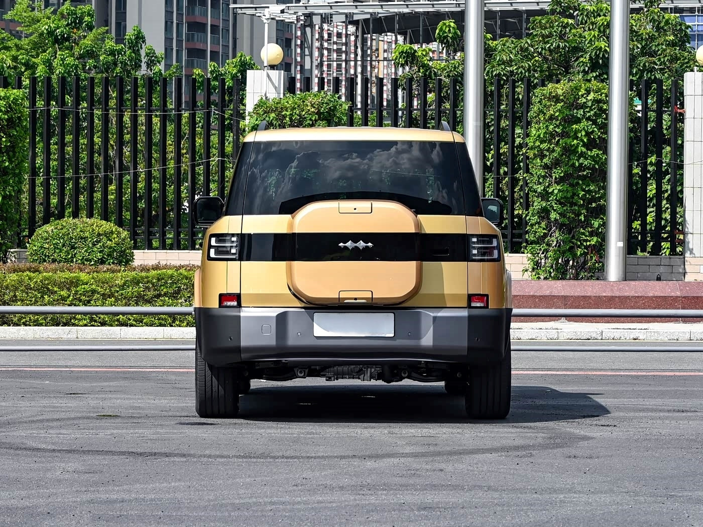 BYD FANG CHENG BAO Titanium 7 190KM 4WD Ultra Edition