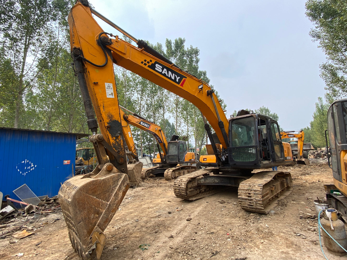 USED SANY SY215C-9 EXCAVATOR