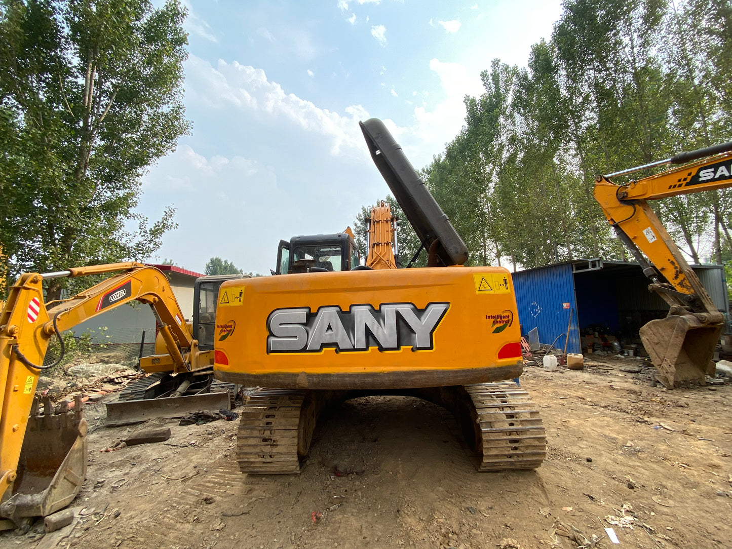 USED SANY SY215C-9 EXCAVATOR