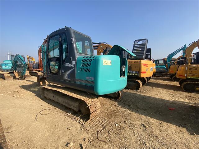 USED KOBELCO SK75 EXCAVATOR