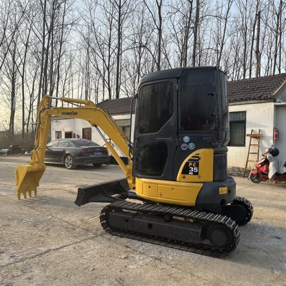 USED KOMATSU PC35 EXCAVATOR