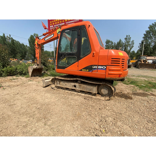 USED DOOSAN DH80 EXCAVATOR