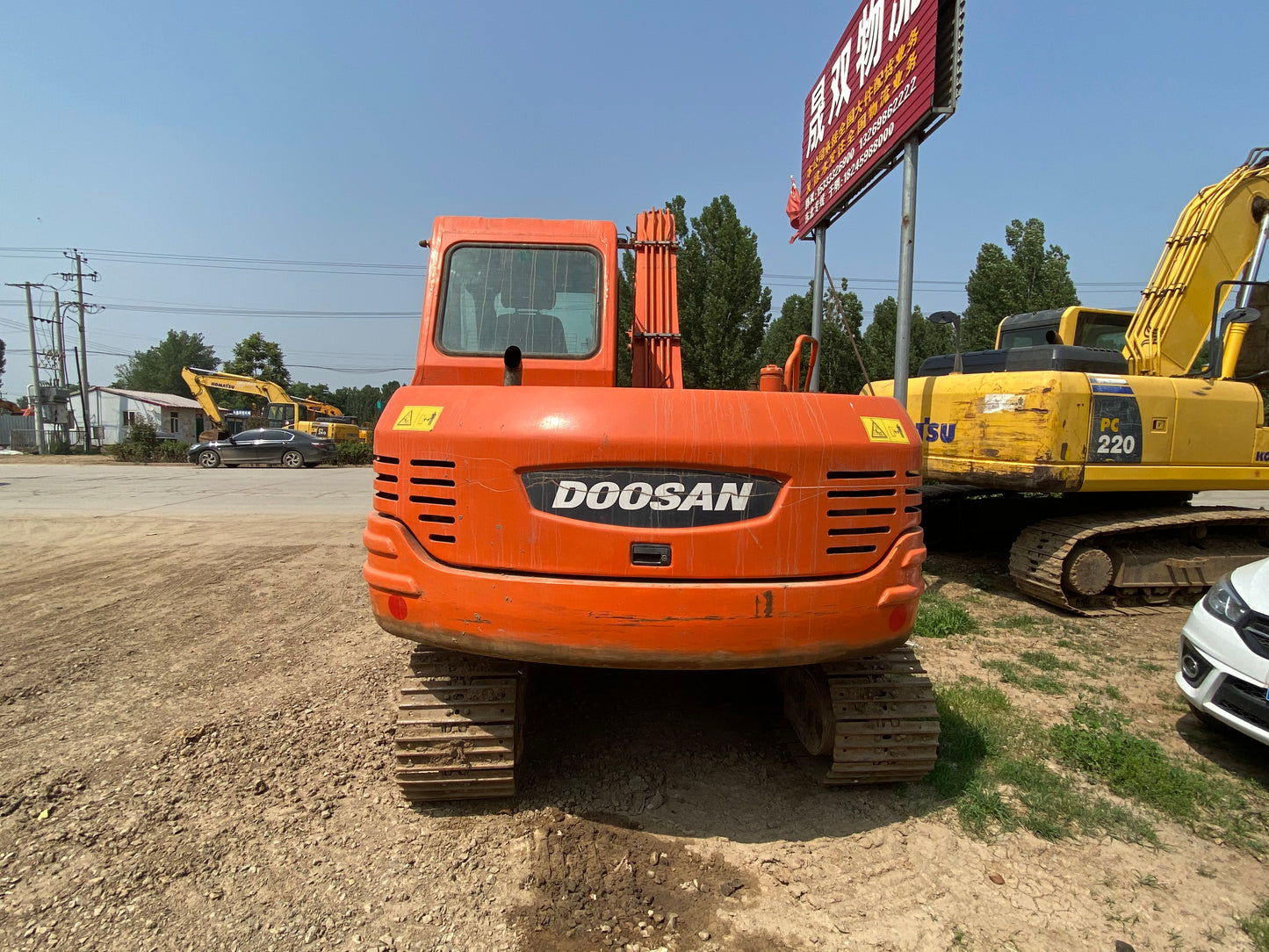 USED DOOSAN DH80 EXCAVATOR