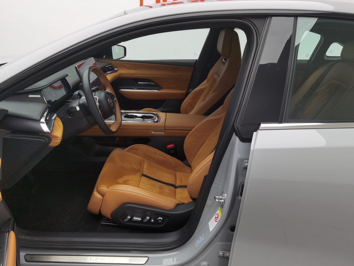 Used Mazda EZ-6 2024 Pure Electric 600 Premium Edition interior photo for China car export