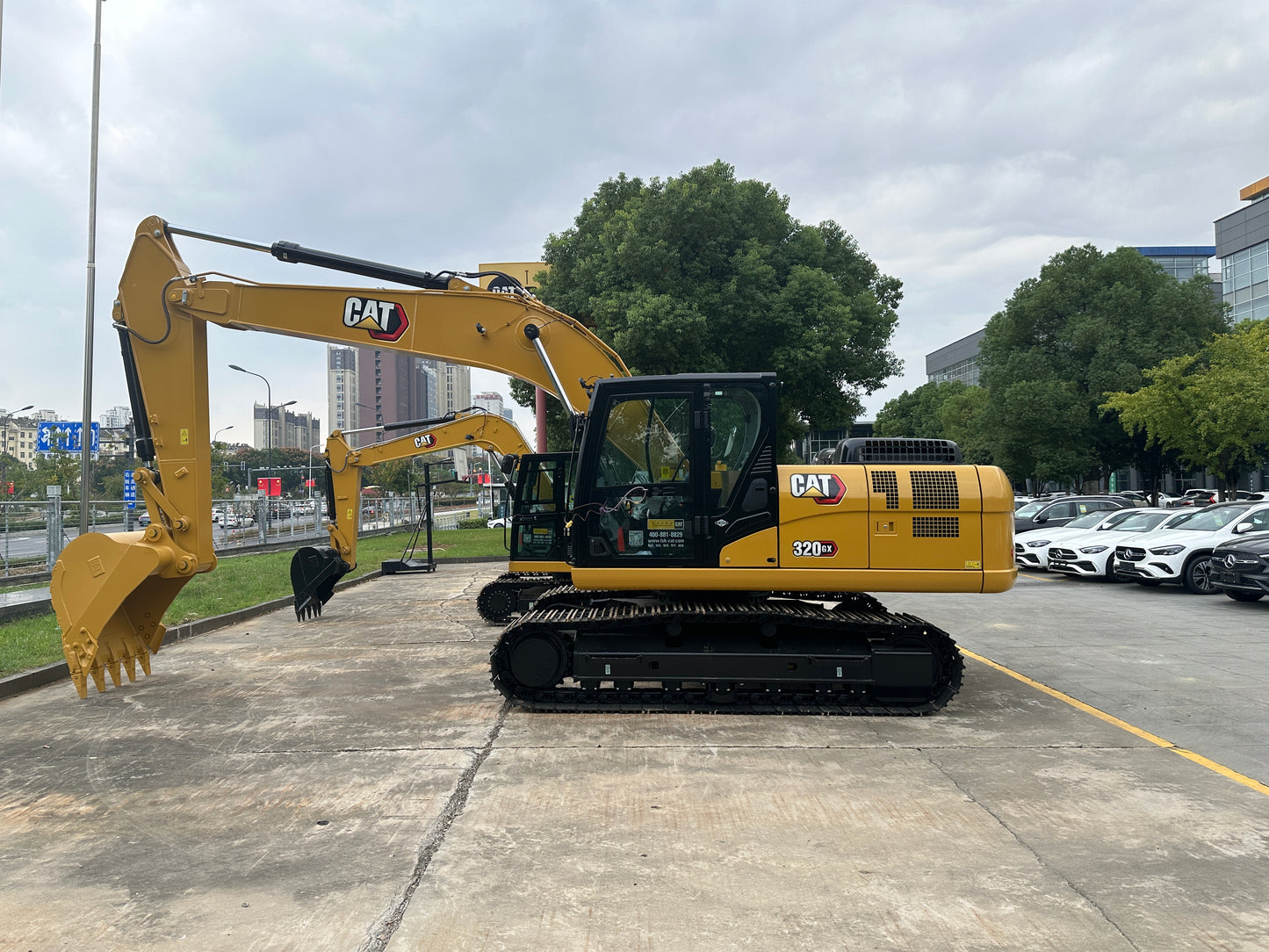 CAT 320GX  EXCAVATOR