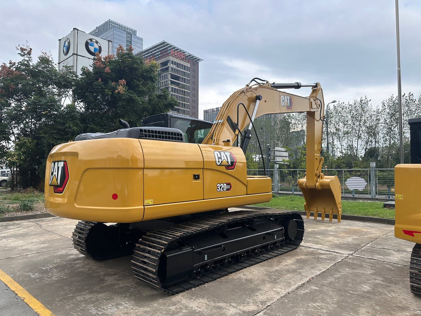 CAT 320GX  EXCAVATOR