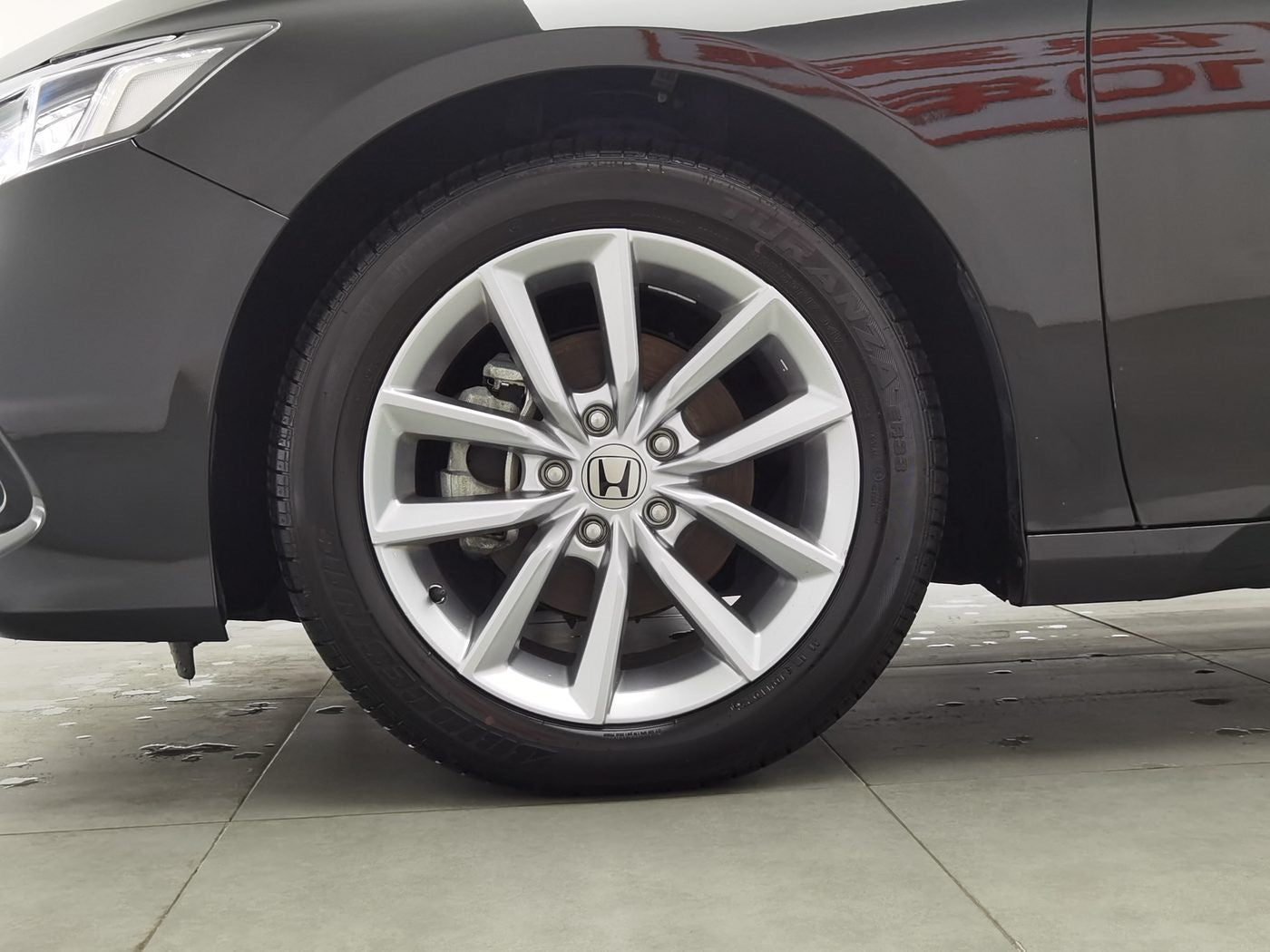 Used Honda Accord 2022 1.5T 260TURBO CVT Luxury Edition side view for China car export