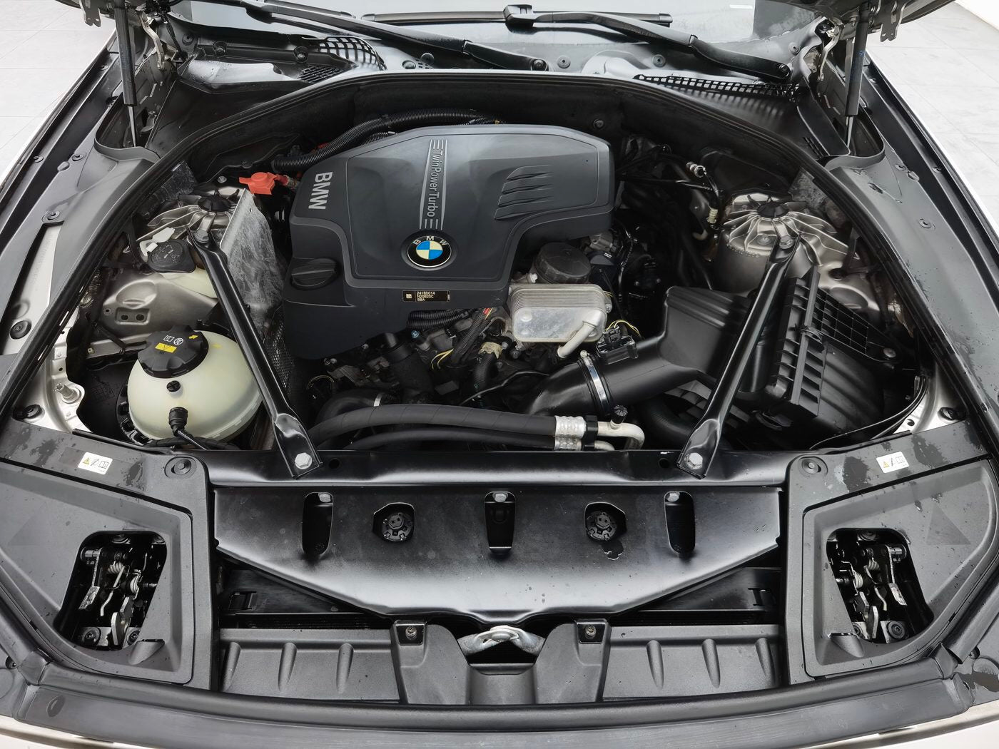 Used BMW 5 Series 2017 2.0T 525Li Leading Edition