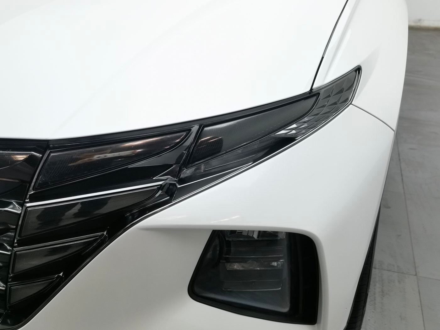 Used 2021 Hyundai Tucson L 1.5T DCT LUX Premium Edition front view for China car export
