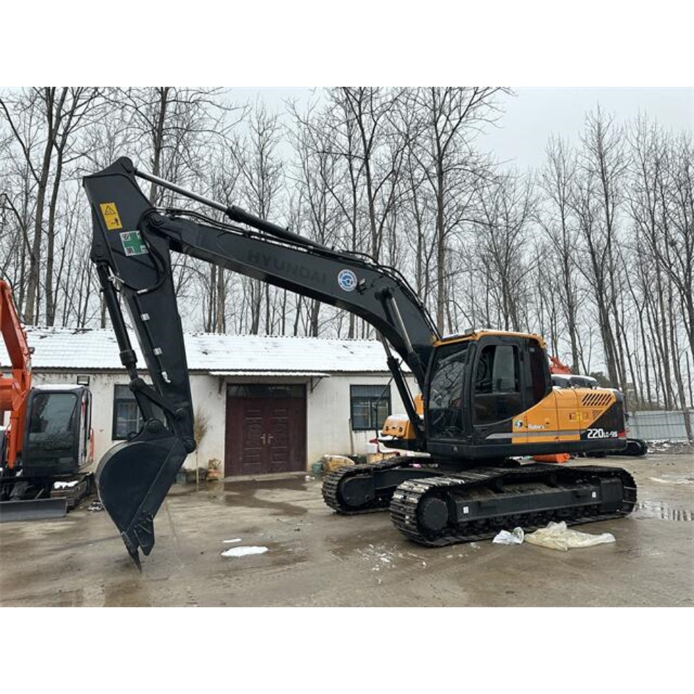 USED HYUNDAI R220LC-9S EXCAVATOR