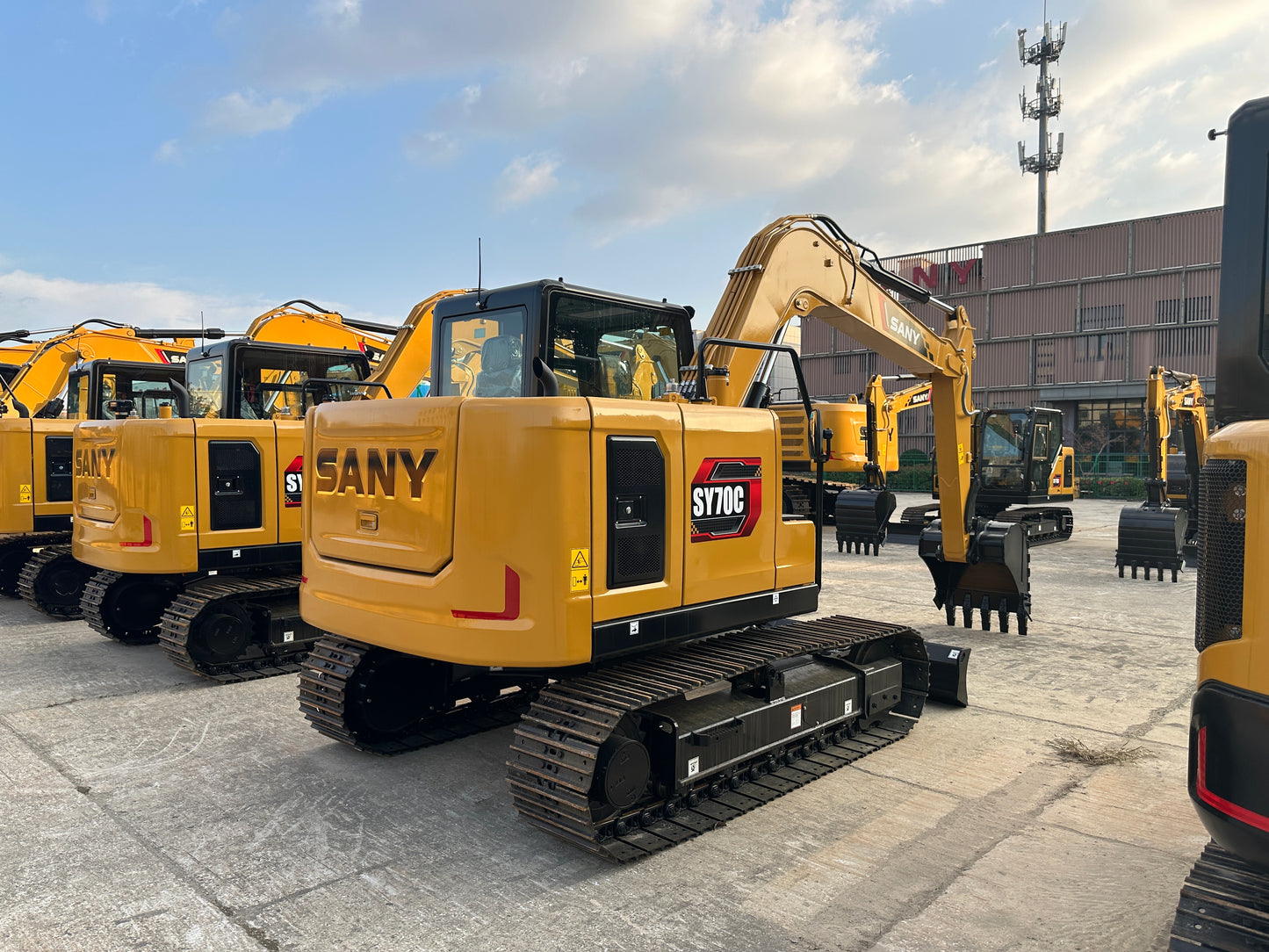 SANY SY70C EXCAVATOR