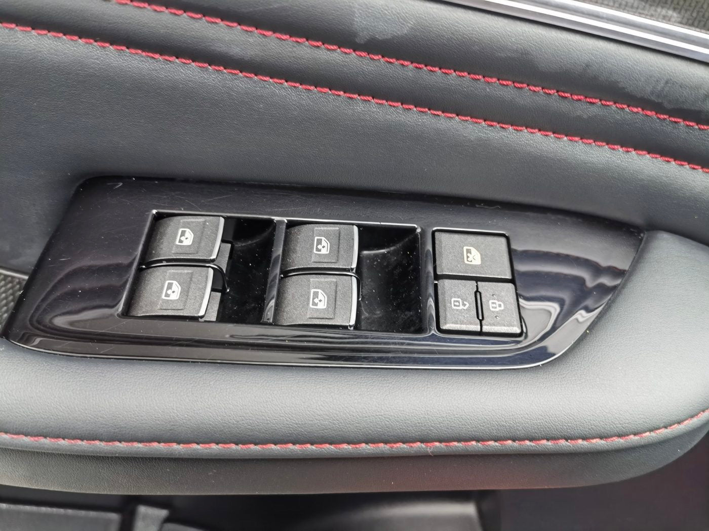 Used Dongfeng Forthing T5 EVO 2021 1.5TD DCT Diamond Edition interior photo for China car export