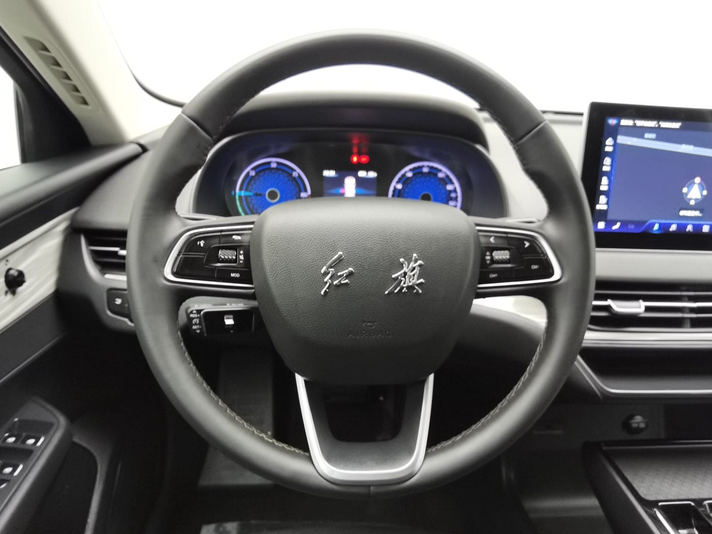 Used Hongqi E-QM5 2024 560km PLUS BEV Manufacturer dashboard view for China car export