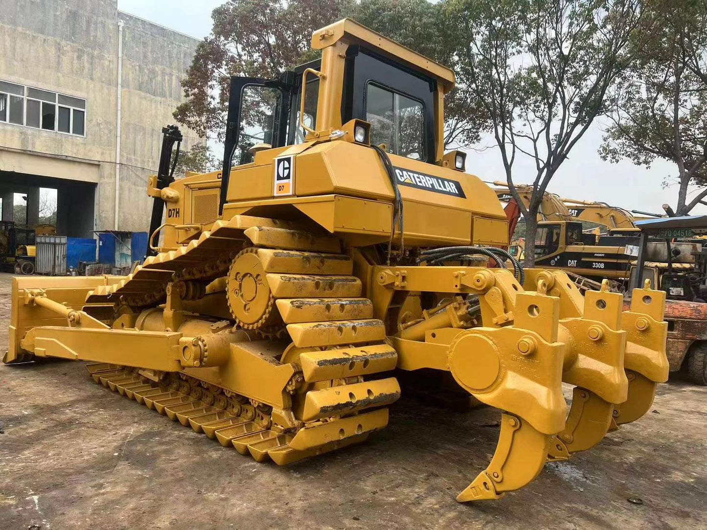 USED CAT D7H BULLDOZER