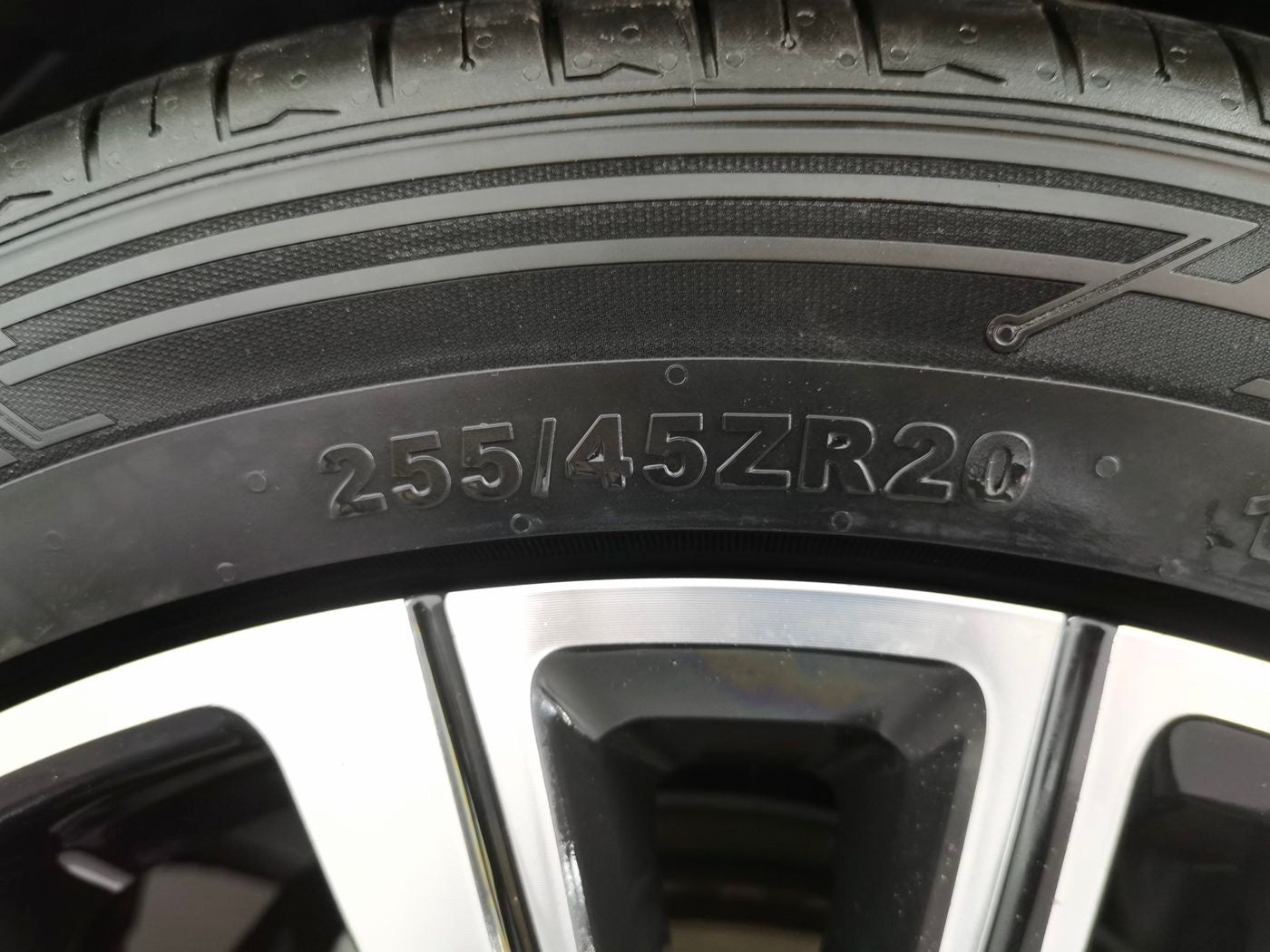 Used EXEED Lanyue 2021 2.0T 400T StarRui Pro 2WD interior photo for China car export