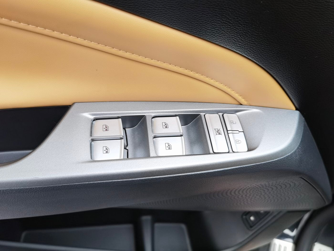 Used SAIC MAXUS G50 2025 Flagship 7 - Seat Plug - in Hybrid (PHEV)