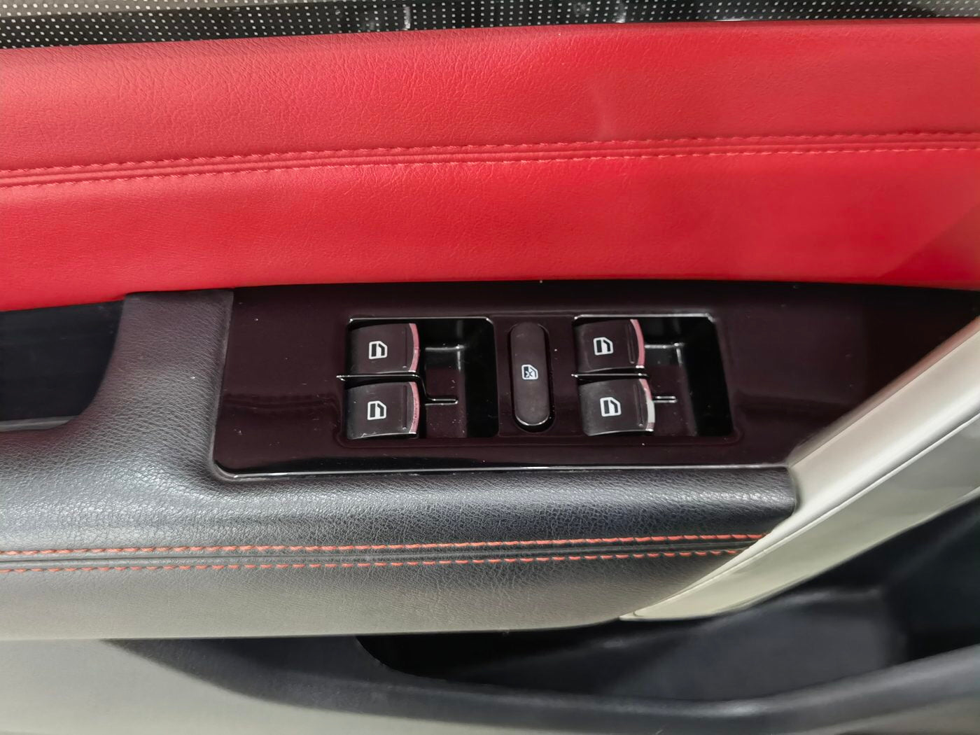 Used Haval H2 2018 Blue Label Elite Edition 1.5T 7 - Speed Dual - Clutch Transmission