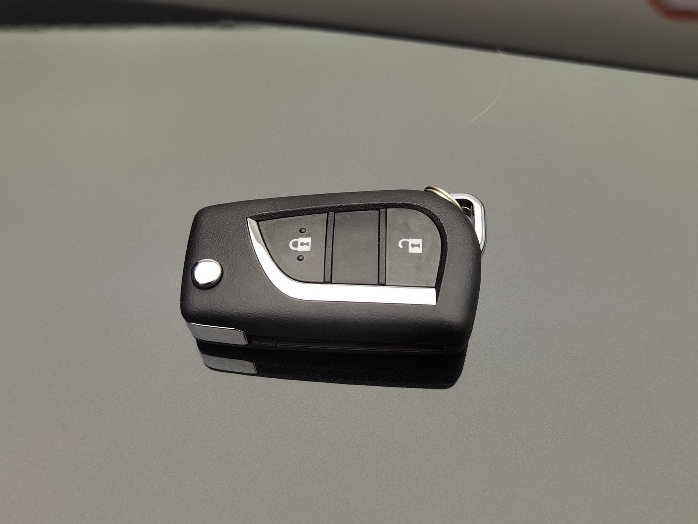 Used Toyota Wildlander | 2023 Model 2.0L CVT 2WD Leading Edition interior photo for China car export