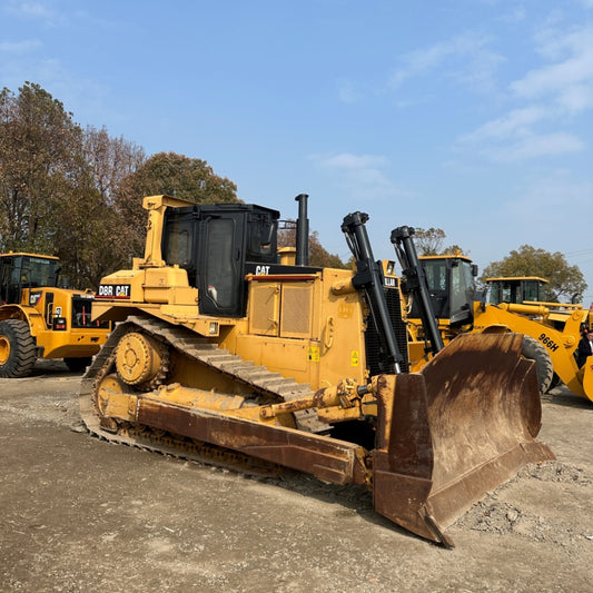 USED CAT D8R BULLDOZER