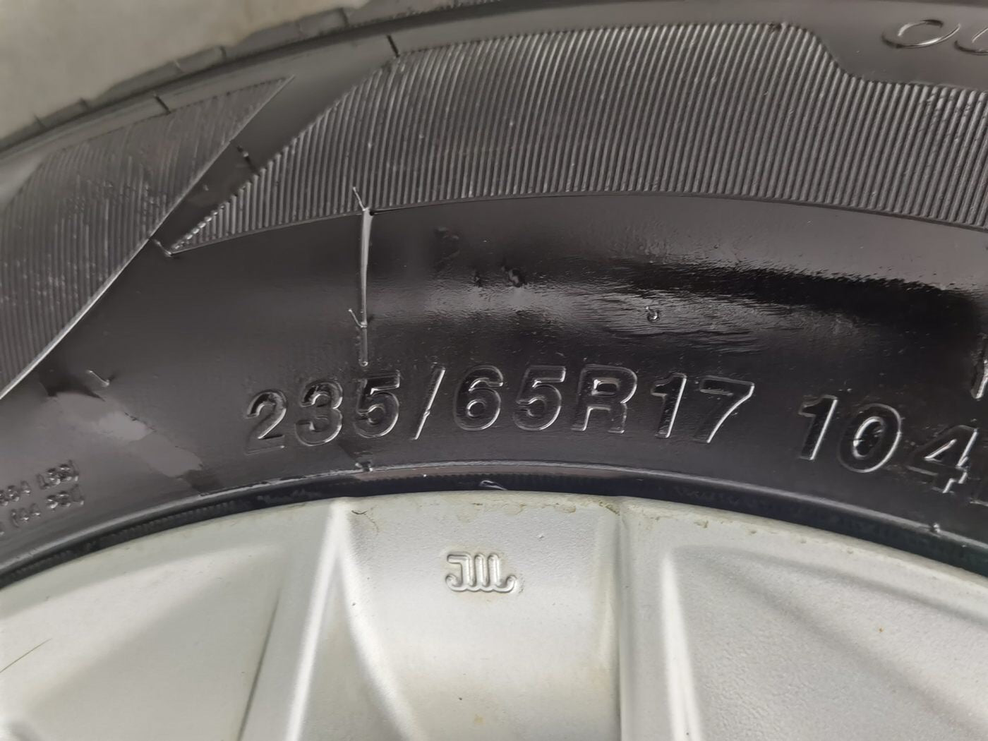 Used Toyota Granvia | 2023 Model 2.5L Hybrid Comfort Edition