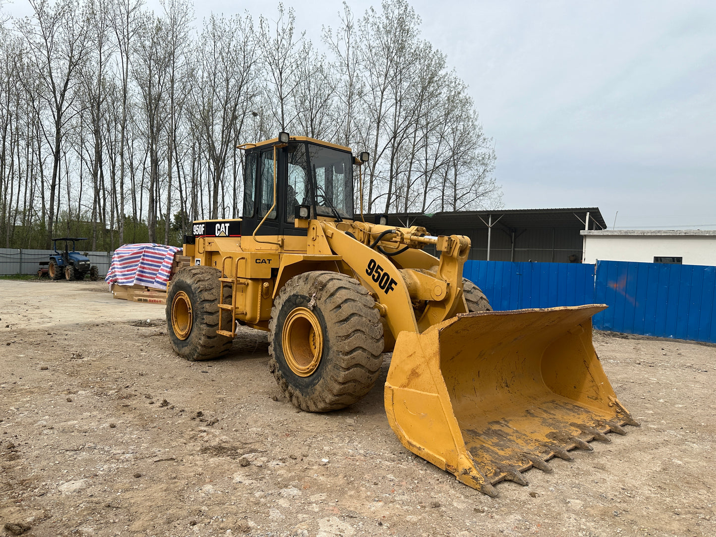 USED CAT 950F LOADER