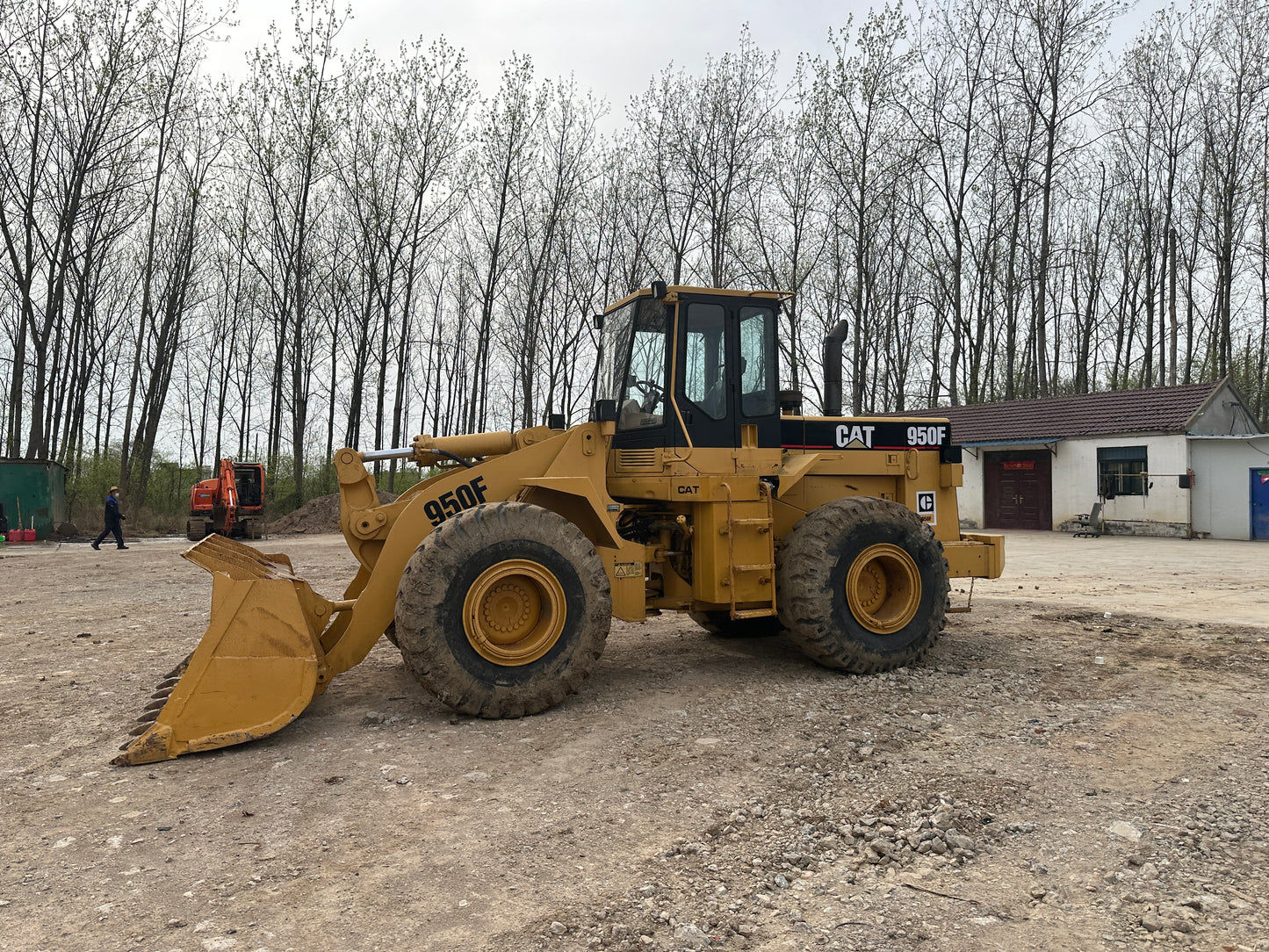 USED CAT 950F LOADER