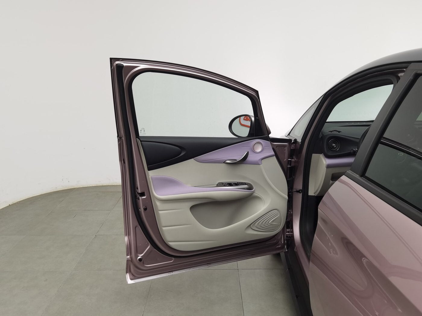 Used BYD Ocean Series Dolphin 2024 Model Glory Edition 401km Knight Version Pure Electric cargo space for China car