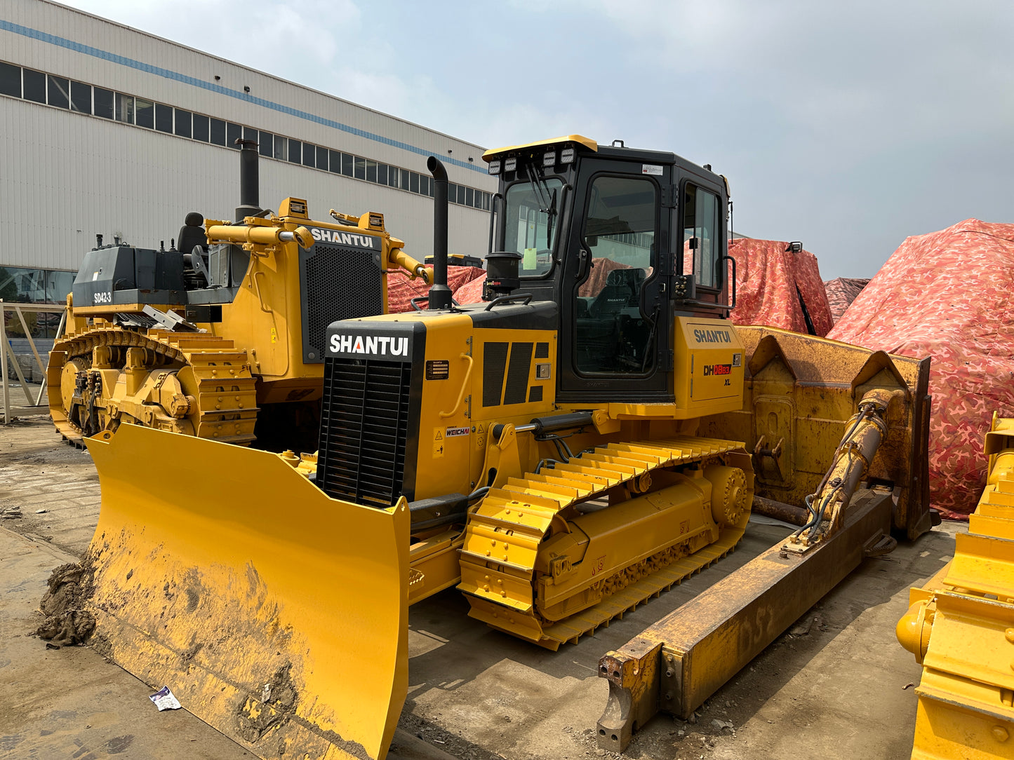 SHANTUI DH08-B3 SMALL BULLDOZER