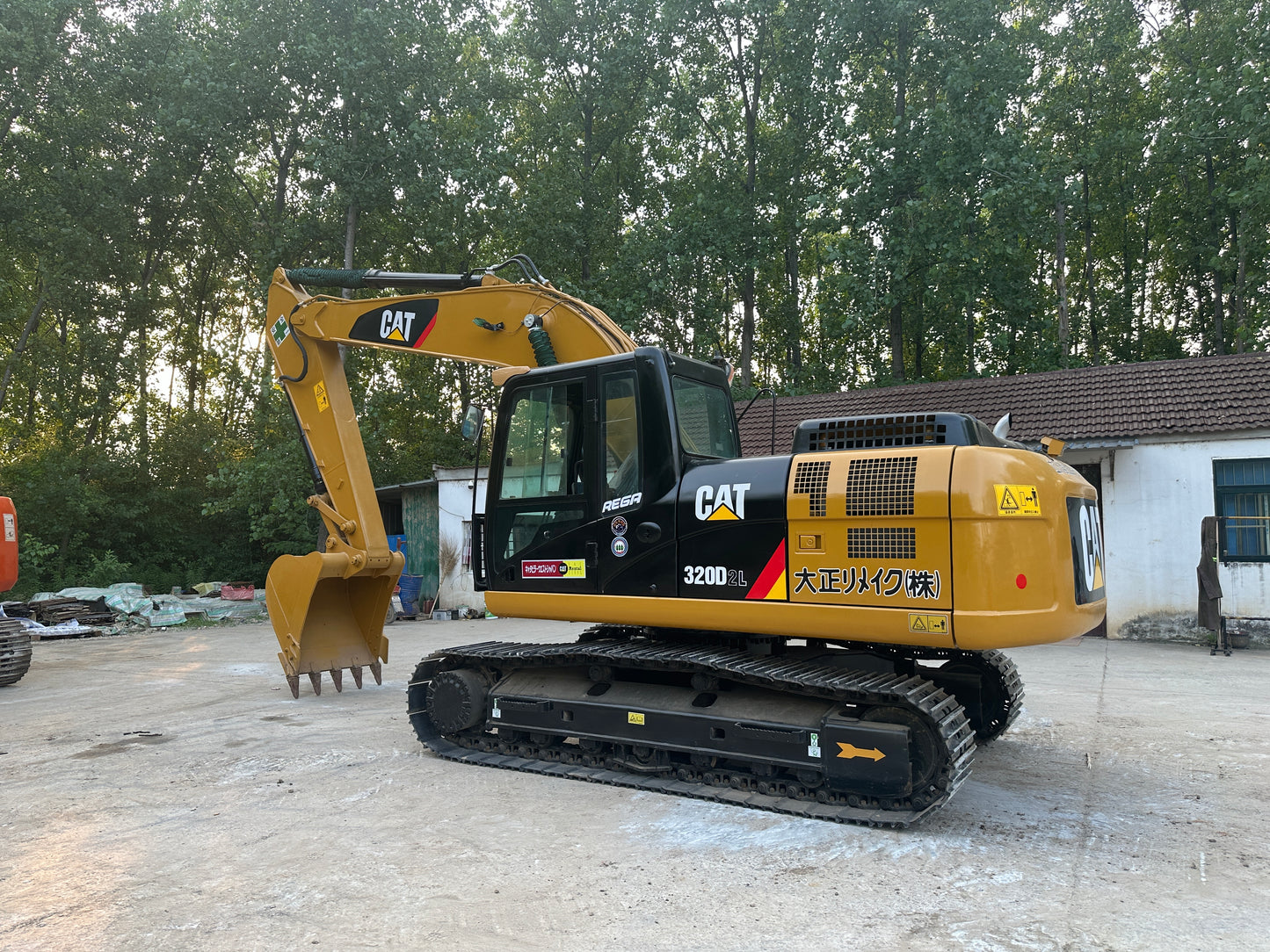 USED CAT 320D2 EXCAVATOR