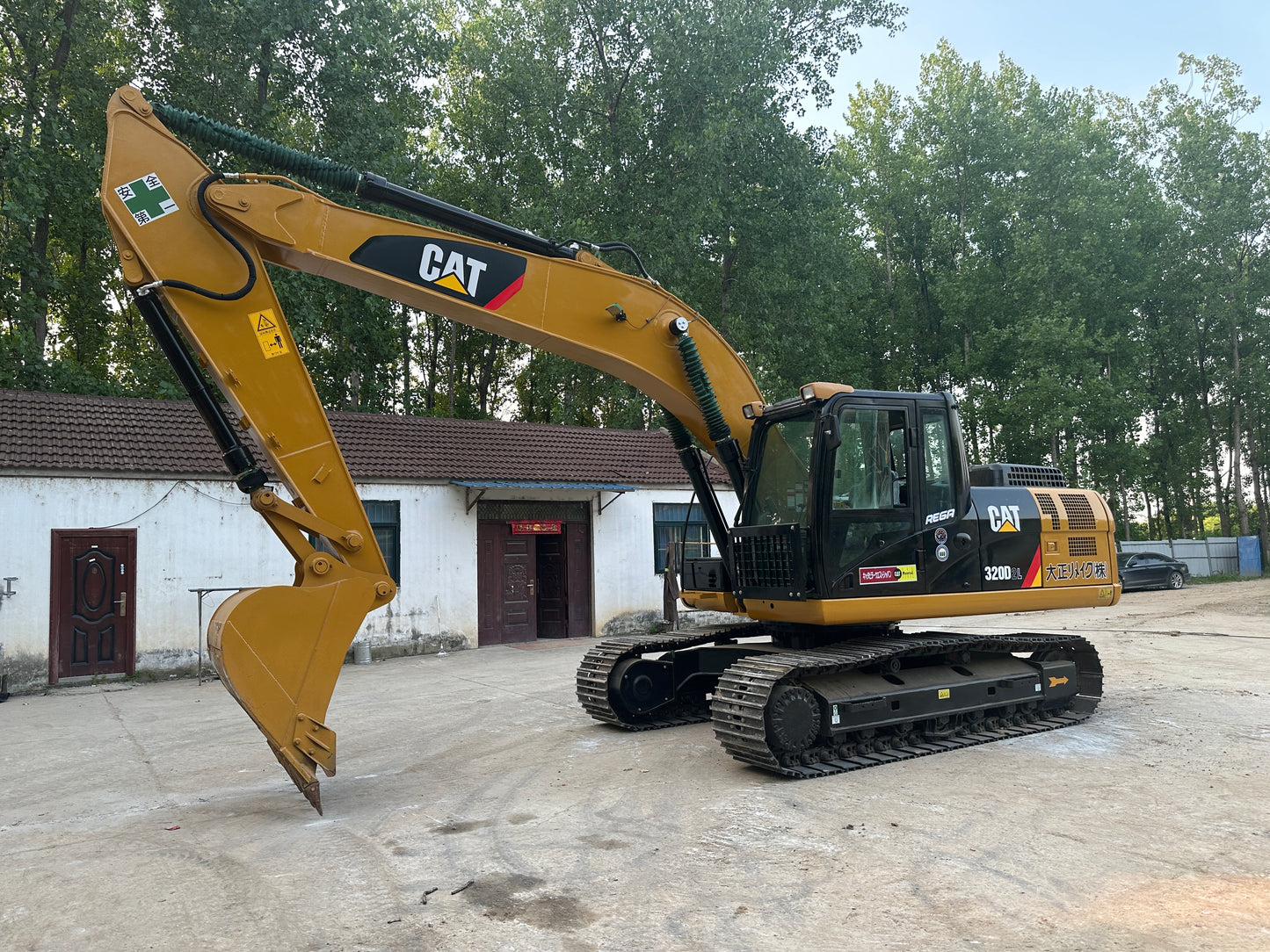 USED CAT 320D2 EXCAVATOR