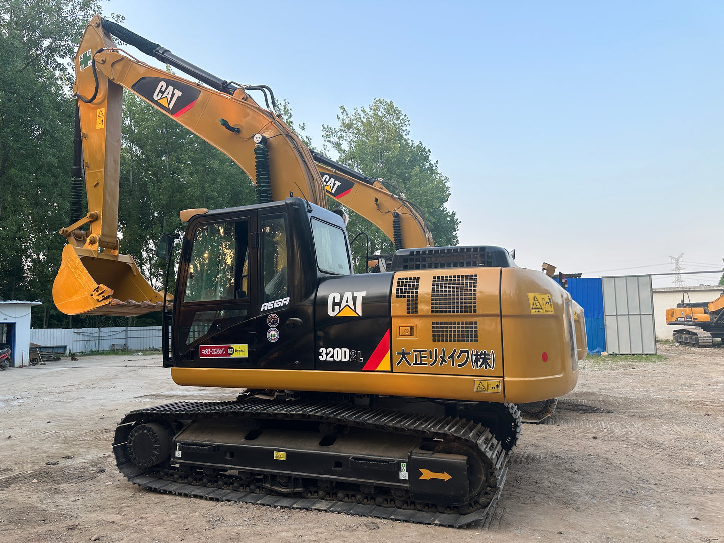 USED CAT 320D EXCAVATOR