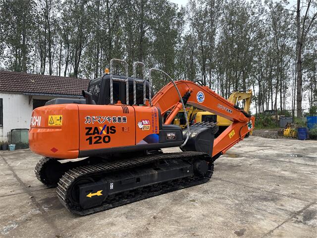 USED HITACHI ZX120 EXCAVATOR