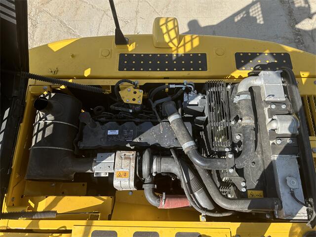 USED KOMATSU PC200-8 EXCAVATOR