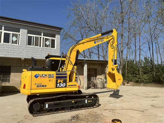 USED KOMATSU PC130-7 EXCAVATOR