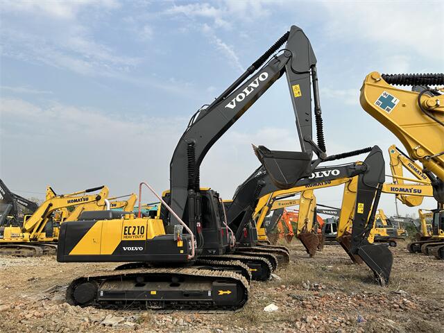 USED VOLVO EC210 EXCAVATOR