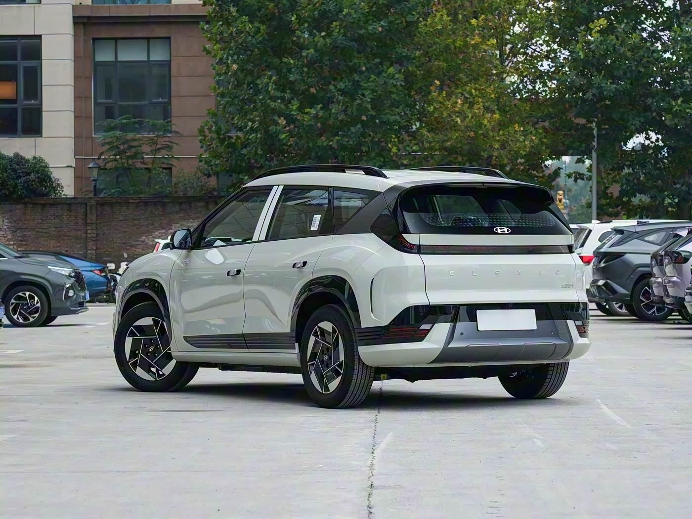 Hyundai ELEXIO Yi'ou 2025 AWD TECH Edition (88.112kWh)