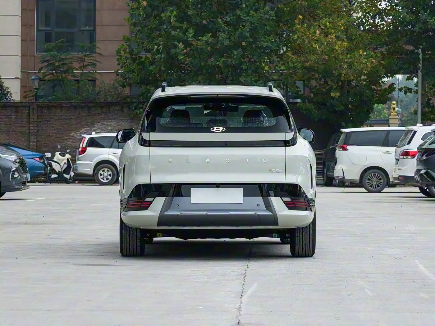 Hyundai ELEXIO Yi'ou 2025 AWD TECH Edition (88.112kWh)