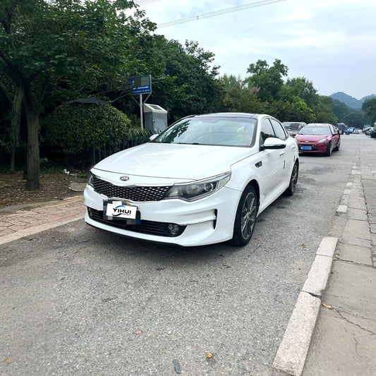 Kia K5 2016 2.0L Luxury Trim AT Gasoline Midsize Sedan - exterior view