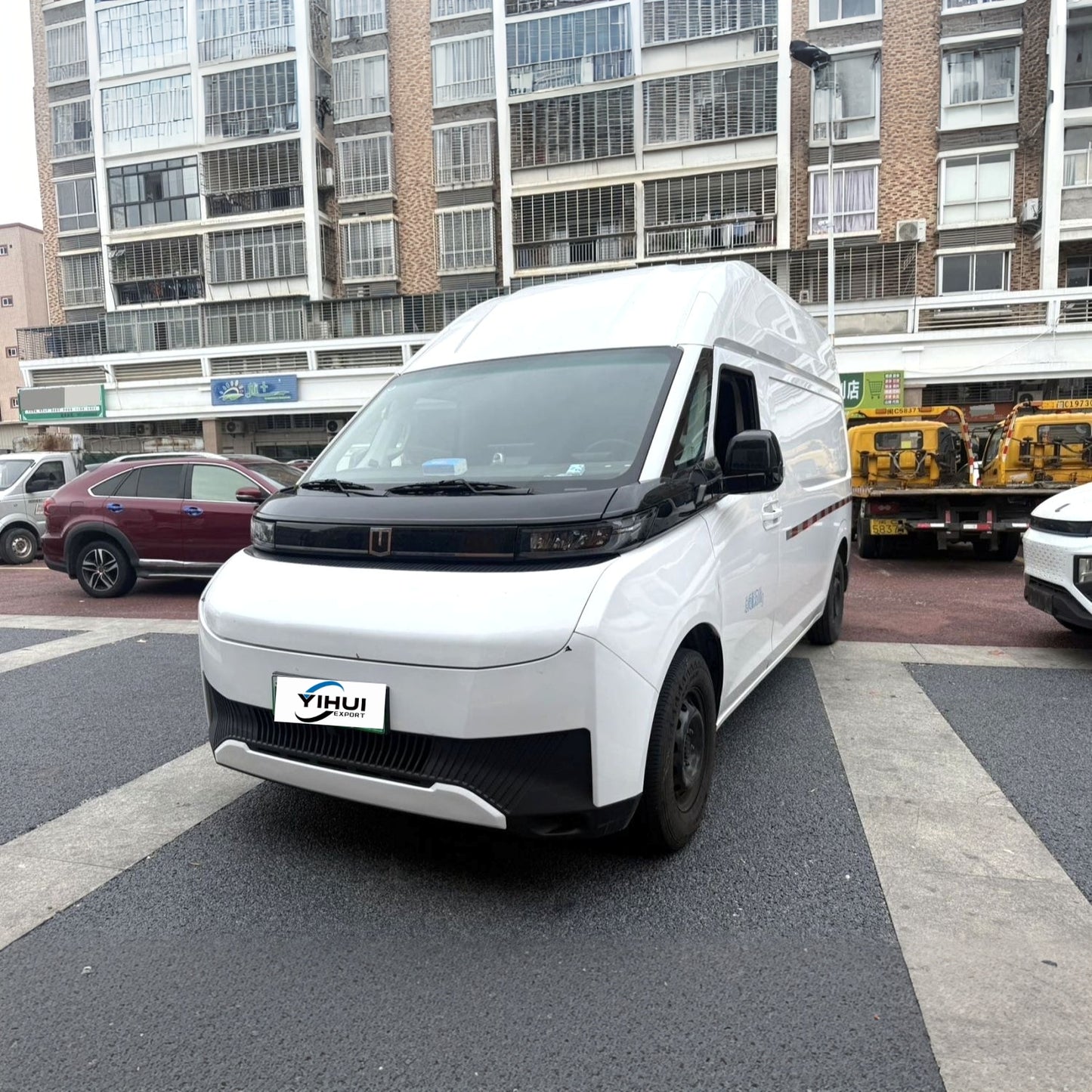 Geely Farizon Super Van 2024 Model | Wealth Version Medium Wheelbase High Roof Automatic Box Van