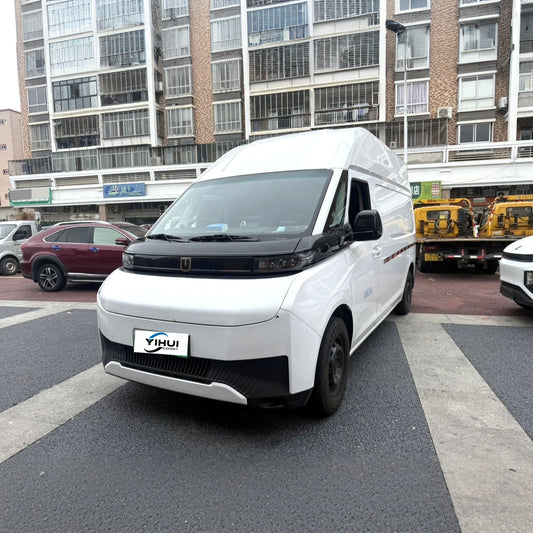 Geely Farizon Super Van 2024 Model | Wealth Version Medium Wheelbase High Roof Automatic Box Van