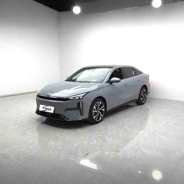 Geely Galaxy L6 2023 Model|1.5T EM-i 125km Starship Trim Automatic Transmission