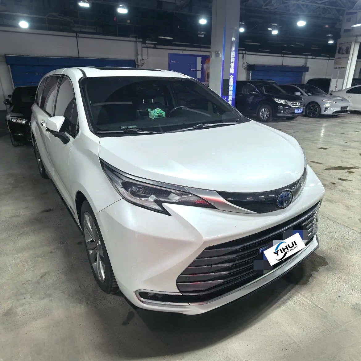 Used Toyota Sienna |2023 Model 2.5L E-CVT Premium Edition Automatic Transmission