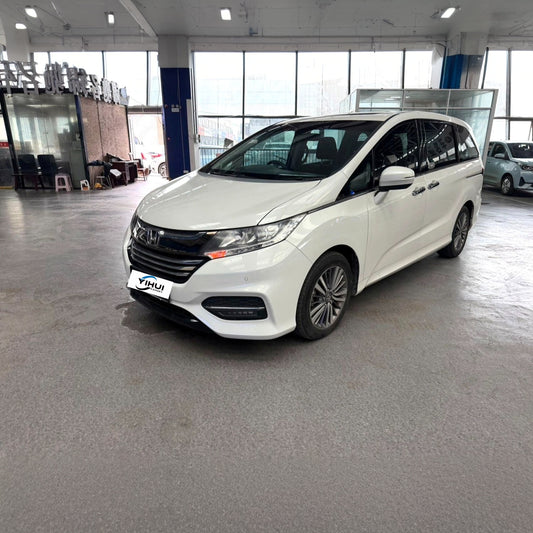 Honda Odyssey 2018 Model 2.4L Luxury Edition FWD CVT Automatic Transmission 7-Seater Gasoline MPV