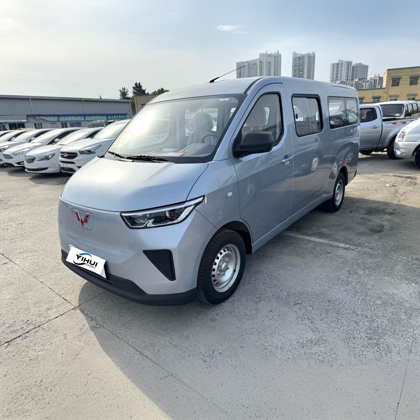 Wuling Yangguang 2024 Model | Comfort Version Passenger Van 300km Range 75kW Automatic