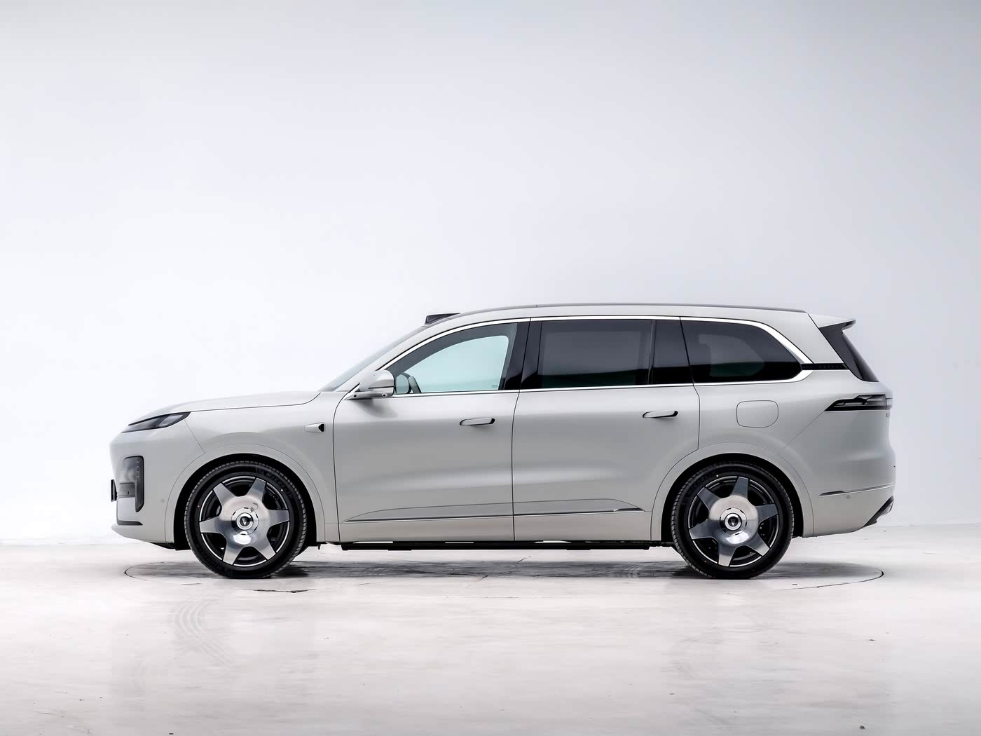 Changan Deepal S09 2025 4WD Ultra+ Long-Range High-End Edition