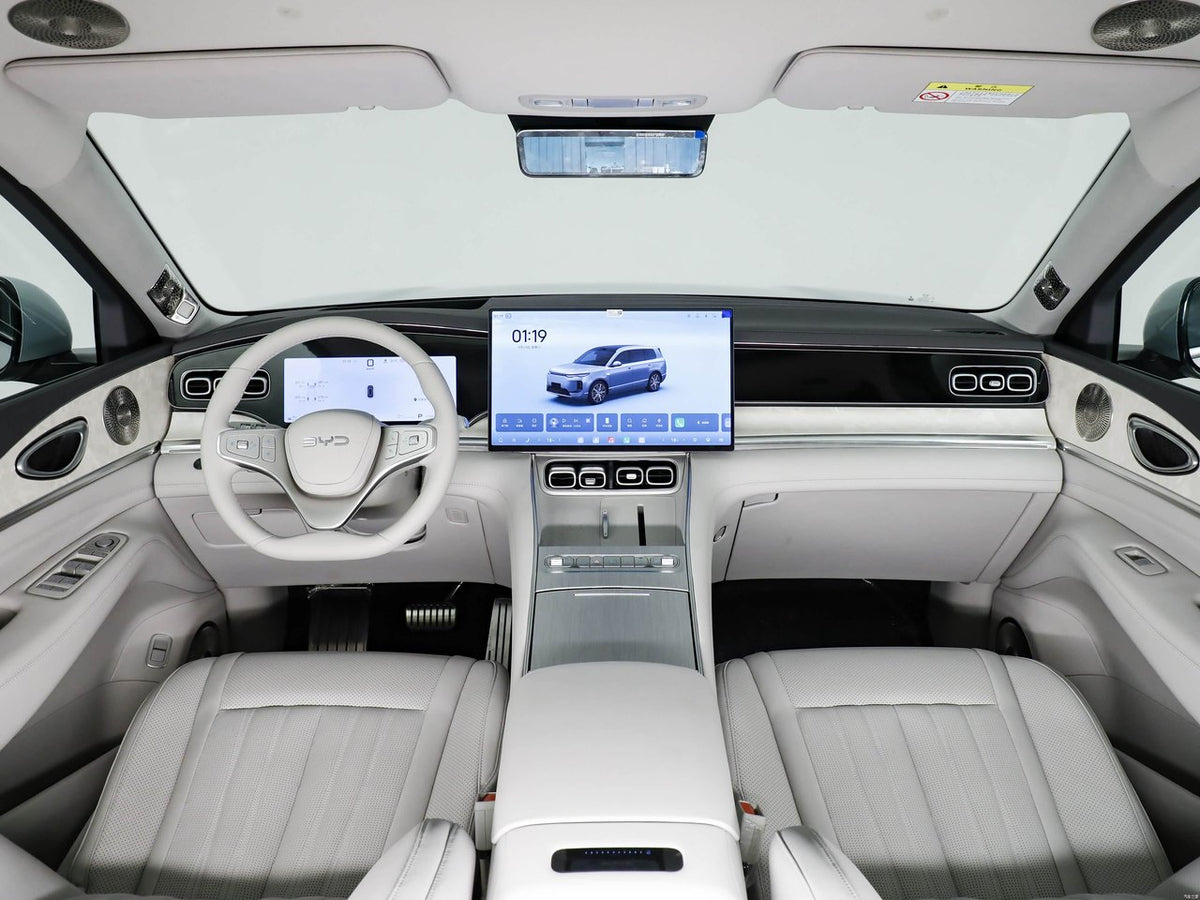 BYD Sea Lion 08 2026 EV 800KM 6-Seat AWD Flagship - dashboard model reference photograph 4